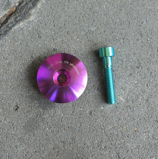 Stridsland - Titanium Top Cap (purple/green bolt)
