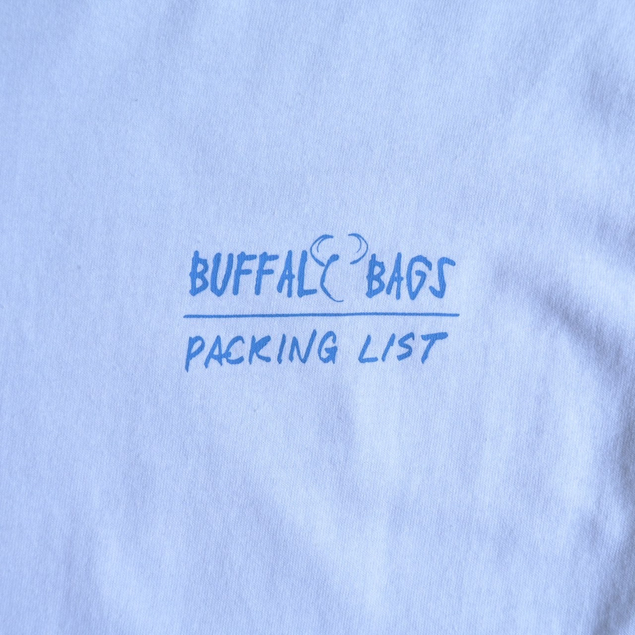 Buffalo Bag - Packing List T-shirt (white)